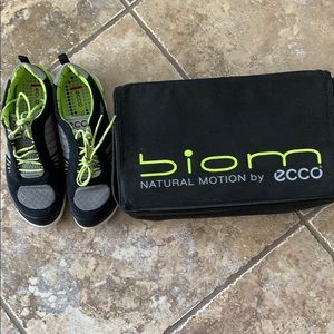 Biom echo size 37 women’s tennis shoes